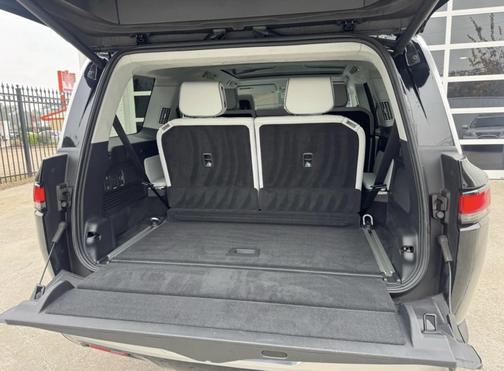 2023 Rivian R1S Launch Edition