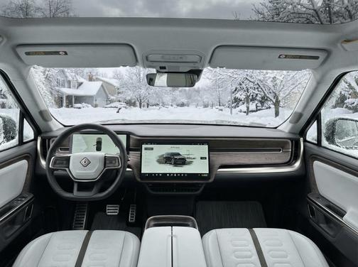 2023 Rivian R1S Launch Edition