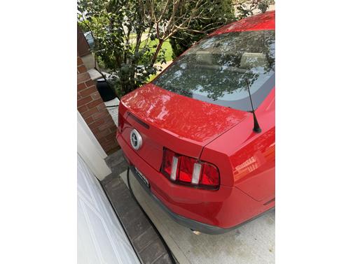 2011 Ford Mustang V6