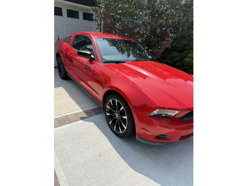 2011 Ford Mustang V6