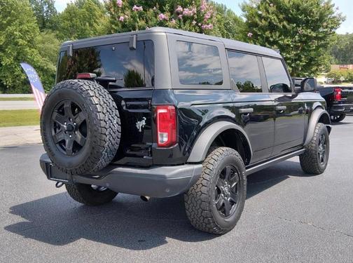 Black 2022 Ford Bronco Black Diamond