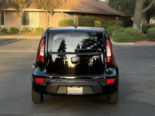 Black 2012 Kia Soul Base