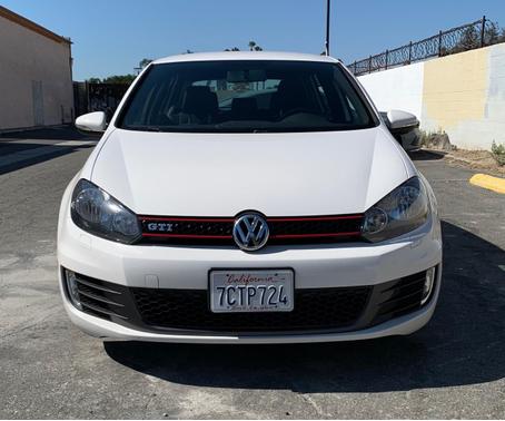 White 2013 Volkswagen GTI Drivers Edition
