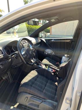 White 2013 Volkswagen GTI Drivers Edition
