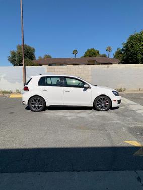 White 2013 Volkswagen GTI Drivers Edition