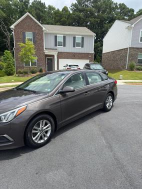 Brown 2017 Hyundai SONATA SE
