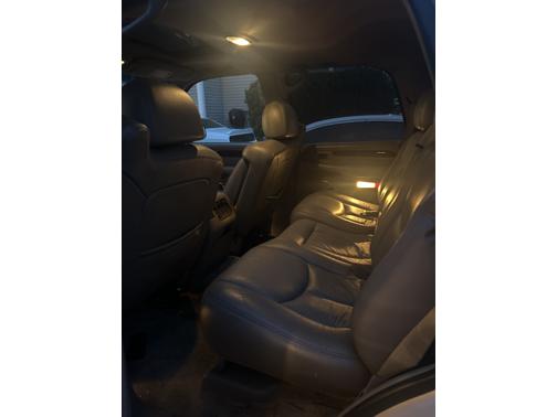 2003 Cadillac Escalade Base