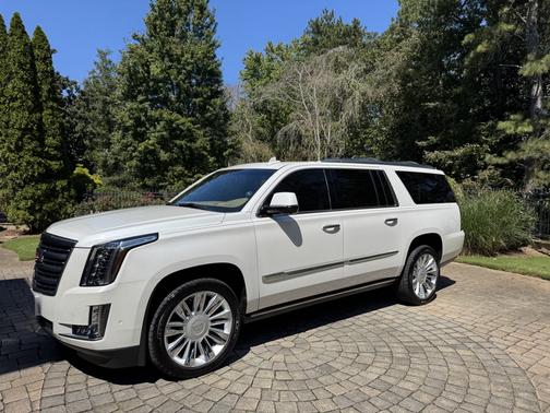 2019 Cadillac Escalade ESV Platinum