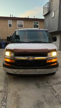 2017 Chevrolet Express 3500 LT