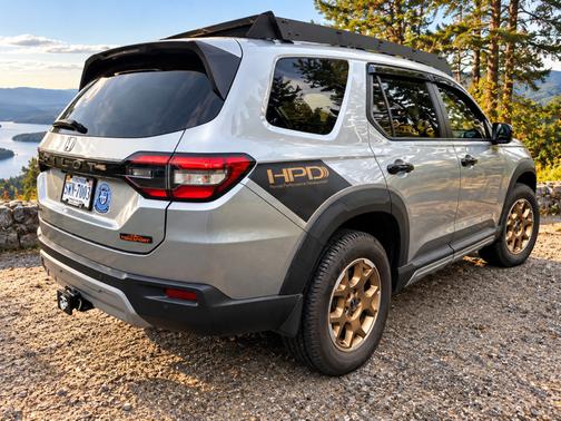 Silver 2024 Honda Pilot TrailSport