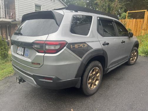 Silver 2024 Honda Pilot TrailSport