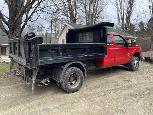 Red 2016 Ford F-350 XL