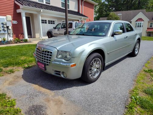 2006 Chrysler 300C Base