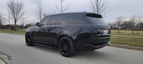 2023 Land Rover Range Rover Autobiography LWB