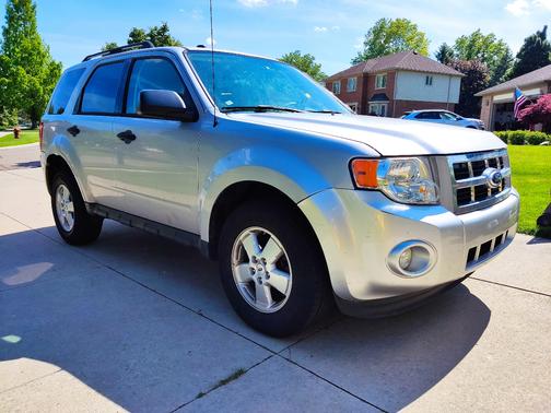 Silver 2012 Ford Escape XLT