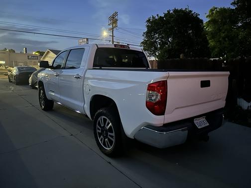 2015 Toyota Tundra Limited