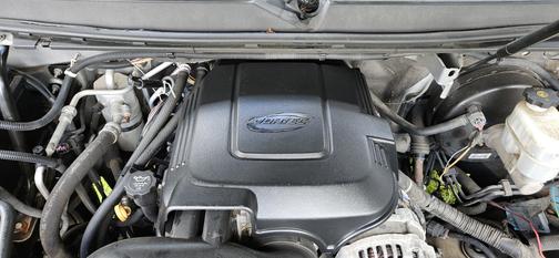 2011 Chevrolet Suburban 1500 LS
