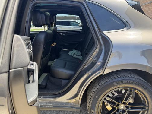 2016 Porsche Macan S