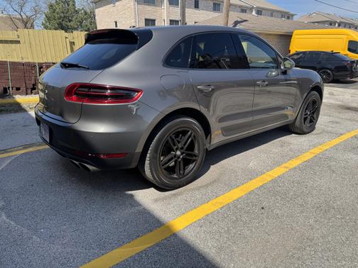 2016 Porsche Macan S