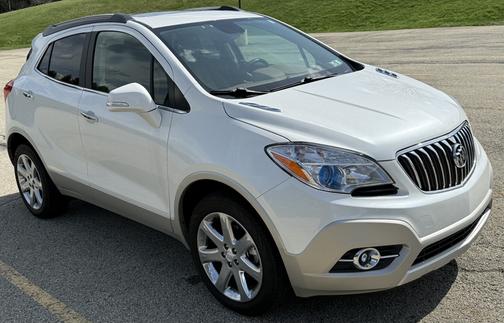 White 2016 Buick Encore Leather