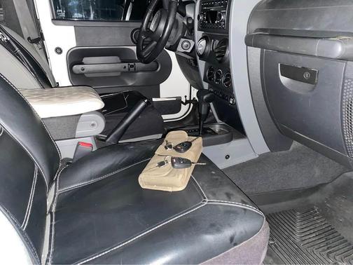 White 2008 Jeep Wrangler Rubicon