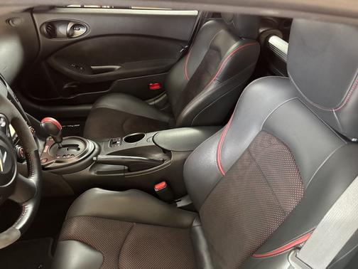 2020 Nissan 370Z Sport