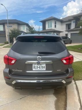 2018 Nissan Pathfinder S