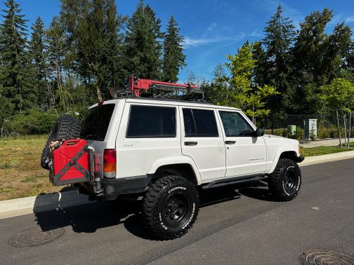 2000 Jeep Cherokee Sport 4WD