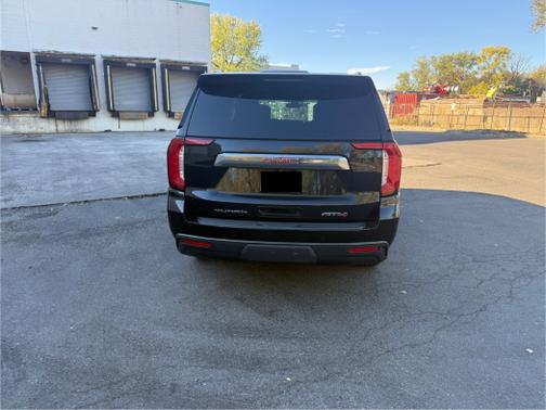 2021 GMC Yukon XL AT4