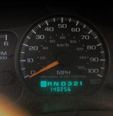 2002 Chevrolet Tahoe LS