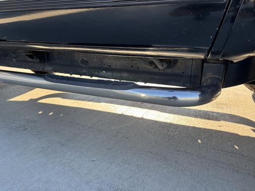 Black 1998 GMC Suburban 2500