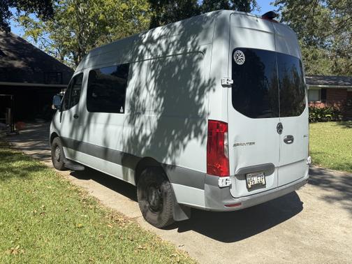 2019 Mercedes-Benz Sprinter 2500 High Roof