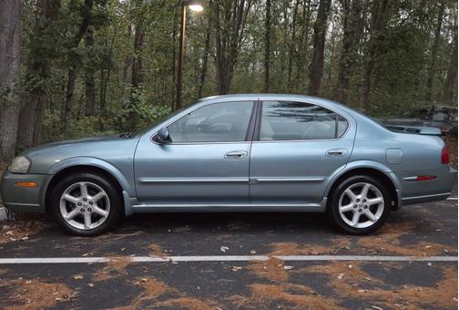 2002 Nissan Maxima SE