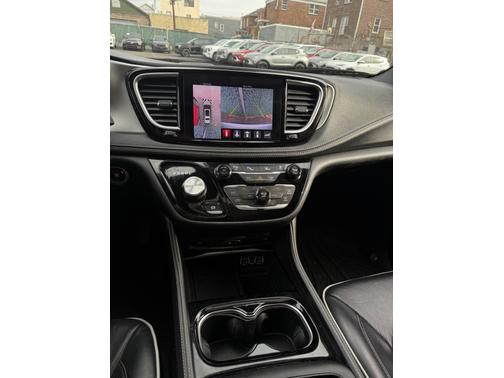 2021 Chrysler Pacifica Hybrid Limited