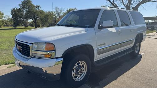 White 2003 GMC Yukon XL 2500 SLT
