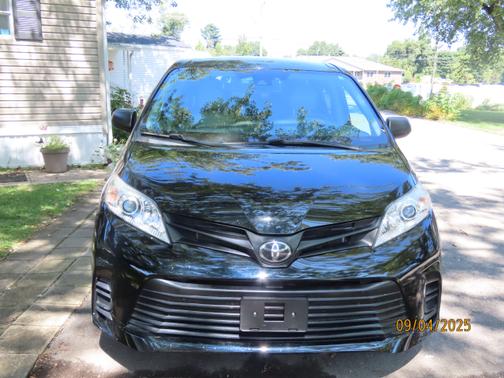 2020 Toyota Sienna L