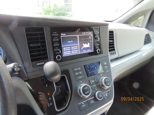 2020 Toyota Sienna L