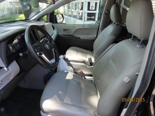 2020 Toyota Sienna L