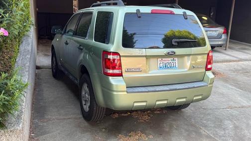 Green 2008 Ford Escape Hybrid Base