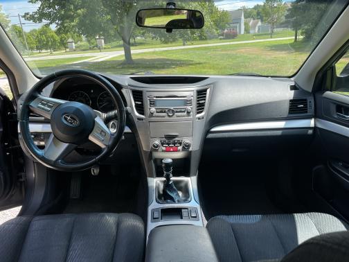 2010 Subaru Outback 2.5 i Premium