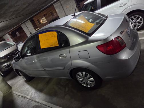 2010 Kia Rio LX