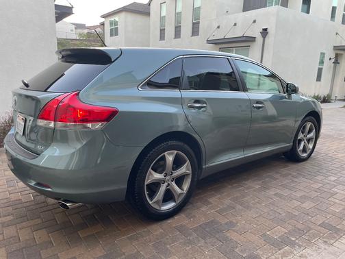 2012 Toyota Venza XLE