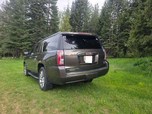 Brown 2020 GMC Yukon XL Denali