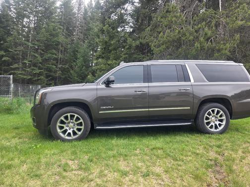Brown 2020 GMC Yukon XL Denali
