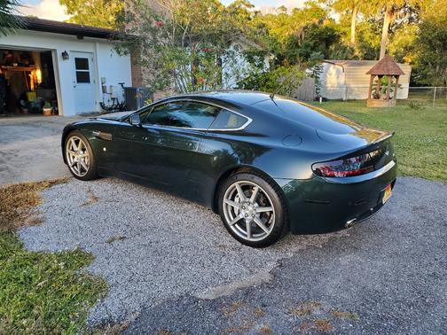 2007 Aston Martin V8 Vantage Base
