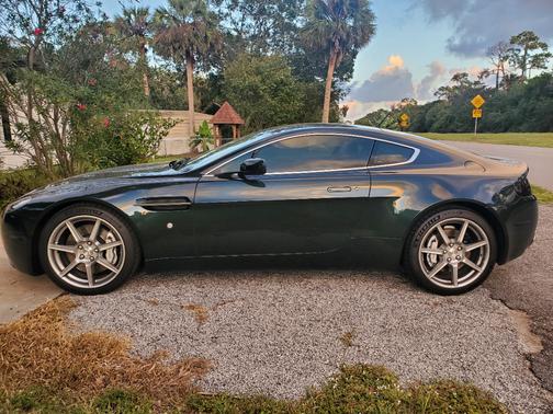 2007 Aston Martin V8 Vantage Base
