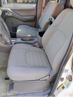 White 2014 Nissan Frontier S