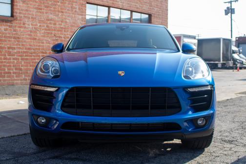 2018 Porsche Macan Sport Edition