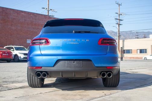 2018 Porsche Macan Sport Edition