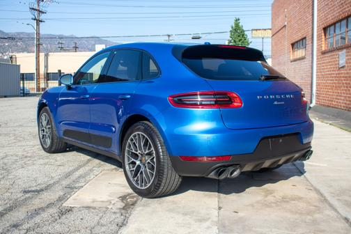 2018 Porsche Macan Sport Edition